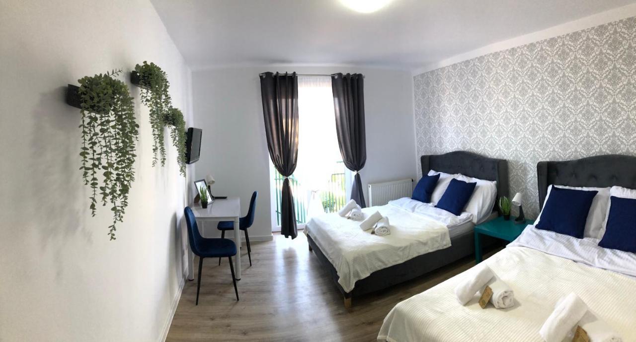 Great Polonia Ustka Bed & Breakfast Exterior photo