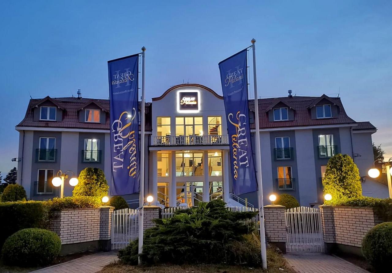 Great Polonia Ustka Bed & Breakfast Exterior photo