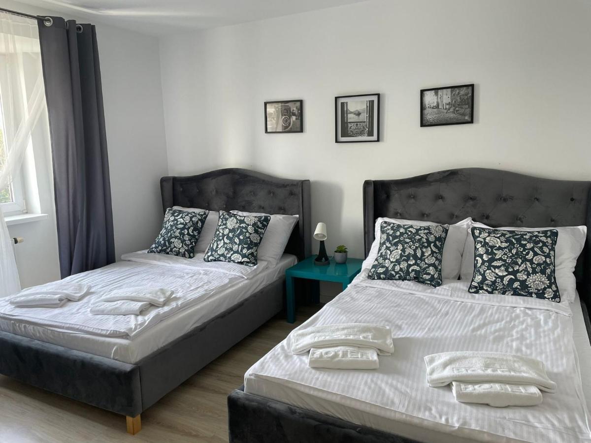 Great Polonia Ustka Bed & Breakfast Exterior photo
