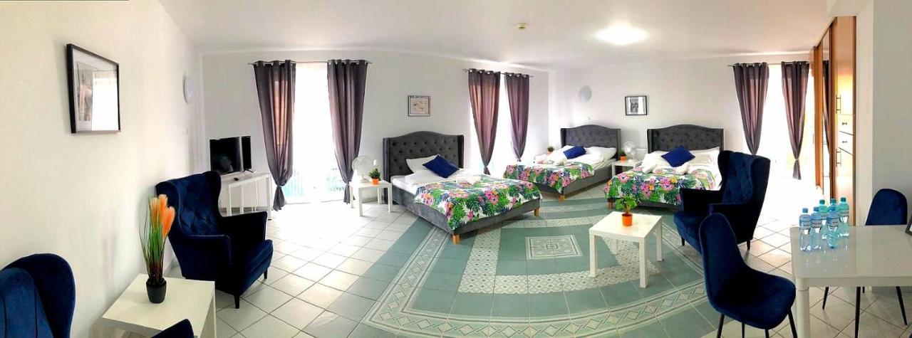 Great Polonia Ustka Bed & Breakfast Room photo