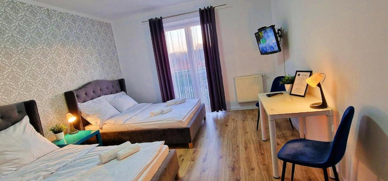 Great Polonia Ustka Bed & Breakfast Exterior photo