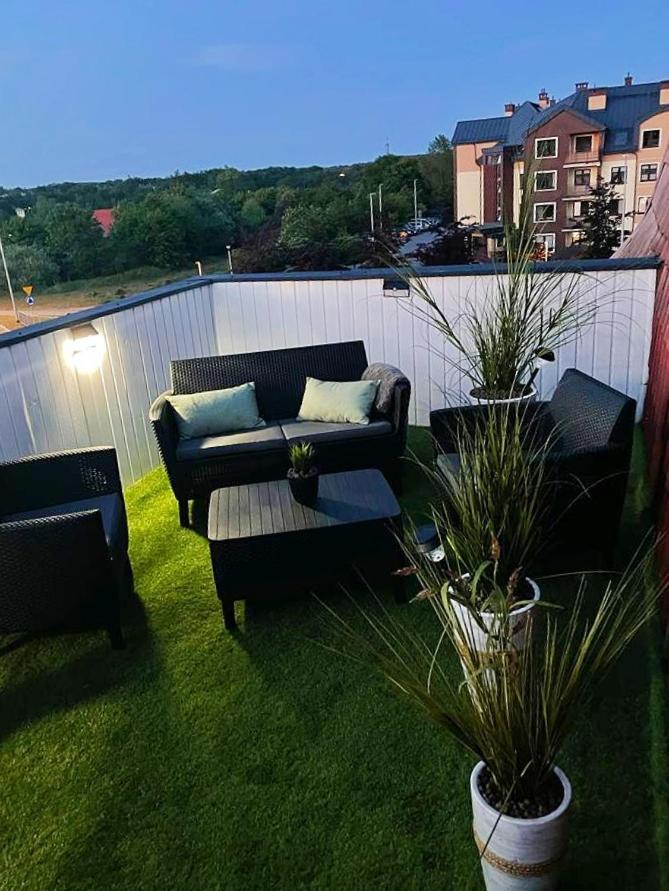 Great Polonia Ustka Bed & Breakfast Exterior photo